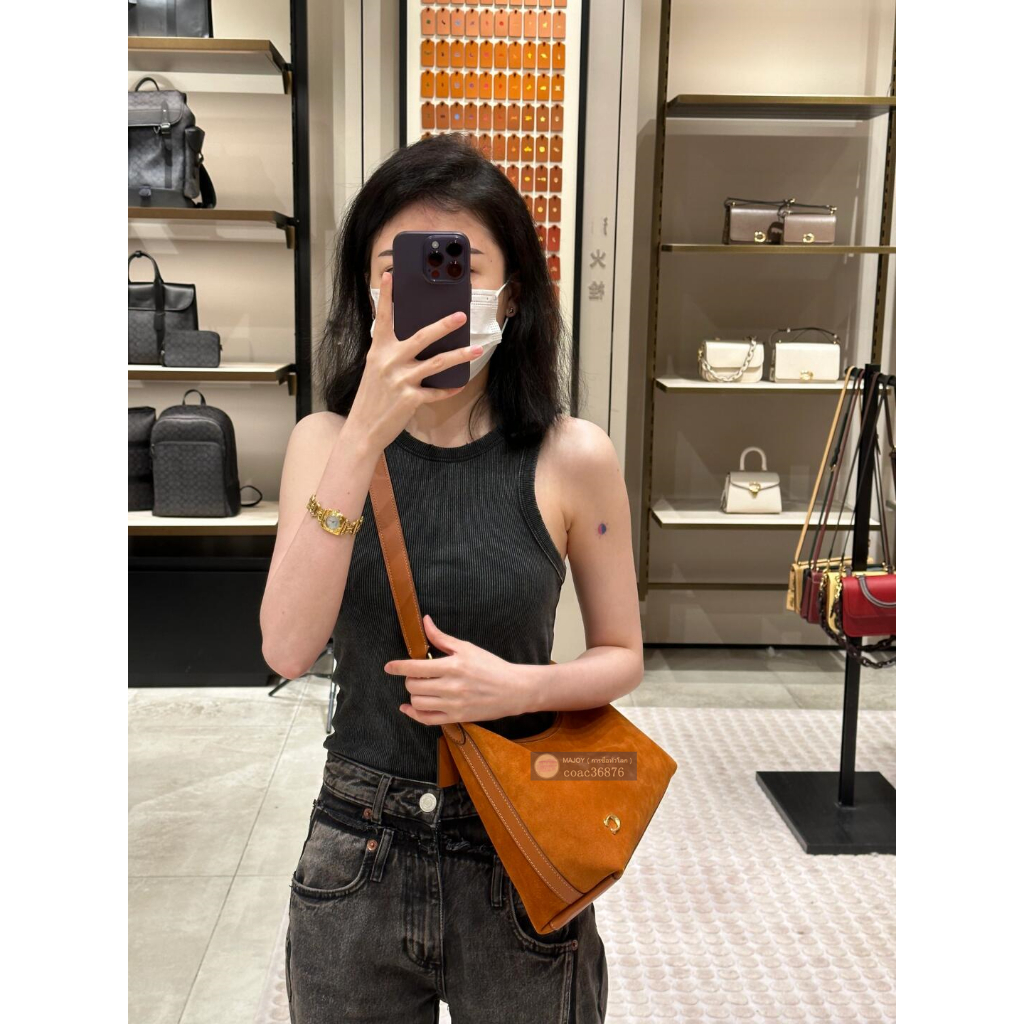 แท้💯% outlet Juliet 30 ปิดซิป สายสะพายไหล่ปรับระดับได้ กระเป๋าสะพายไหล่ขนาดใหญ่ของผู้หญิงหนังวัวเคลือบเงากระเป๋าถือสีทึบ