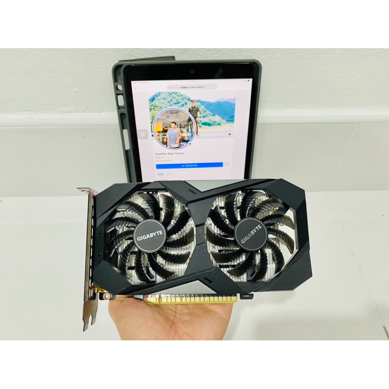 การ์ดจอ Gigabyte 1650 4GB ( ไม่ต่อไฟเพิ่ม )