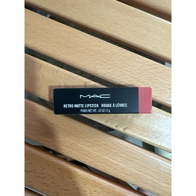 Mac powder kiss lipstick สี 703 RUNWAY HIT ของใหม่ แท้100%