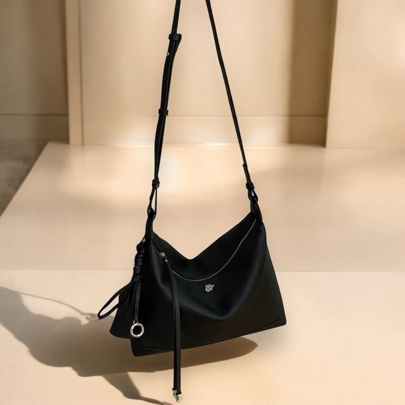 Anastasia  31cm Shopping bags  กระเป๋าหนังลูกวัวเวลลัม แบรนด์Lovera