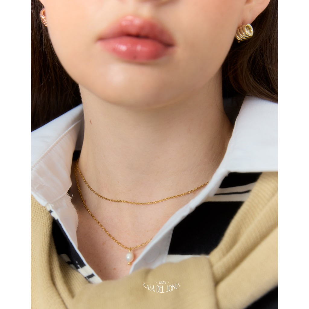 Julys - la marguerite necklace