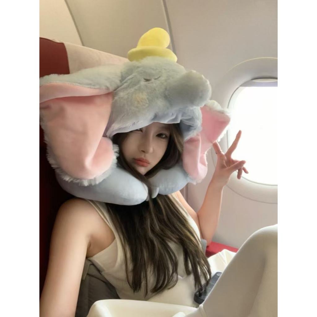 หมอนรองคอพร้อมฮู้ด Dumboดัมโบ้น่ารัก ช้างหูบิน ลายการ์ตูนน่ารัก สไตล์เกาหลี พกพาง่าย พร้อมส่ง