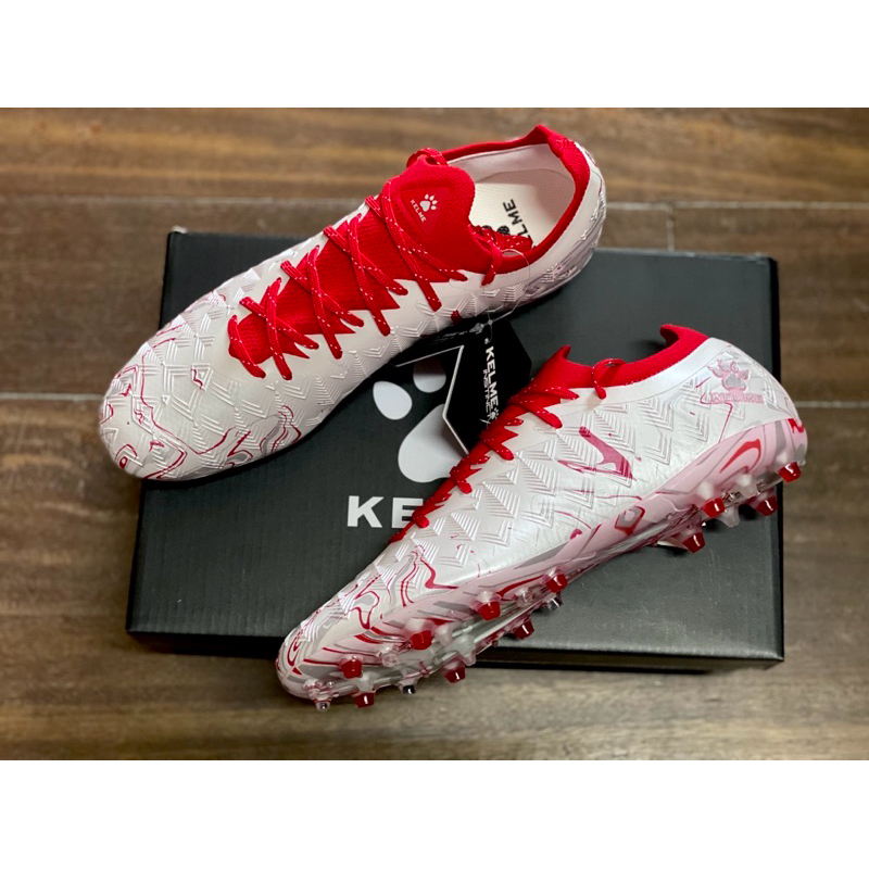 Kelme X Tlss MG สีขาวแดง (มีไซส์ 265/270/275/280)