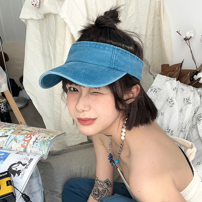Denim Visor หมวกคาดศรีษะยีนส์ฟอก: แฟชั่นกอล์ฟ วิ่ง และระบายอากาศดี