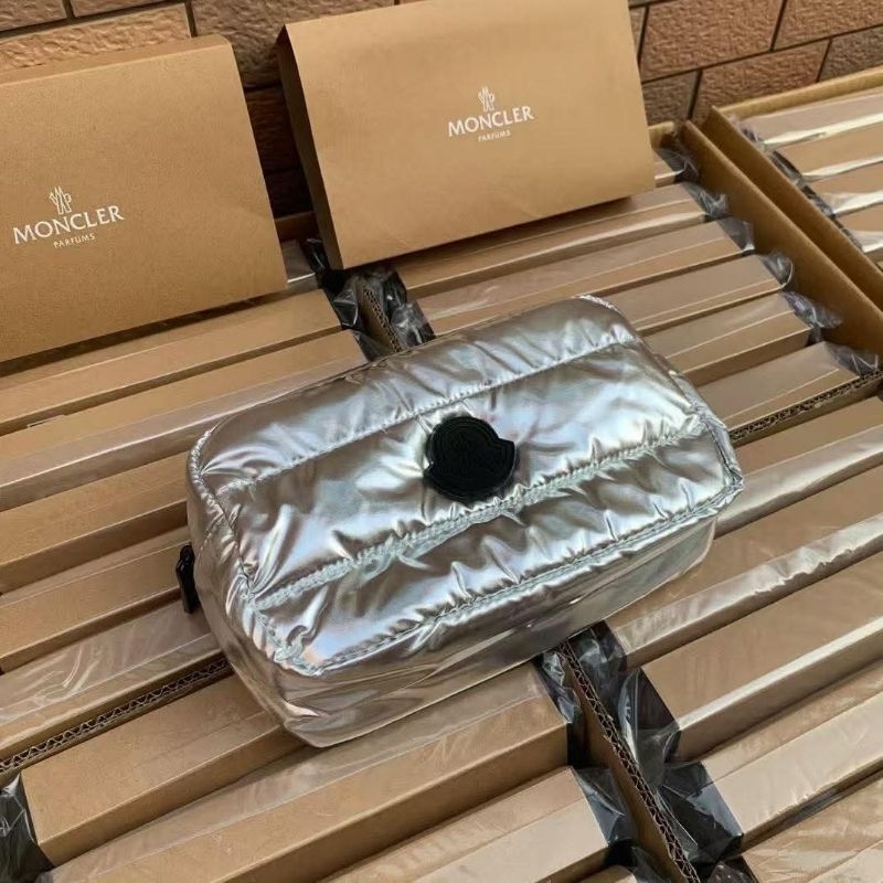 Moncler Parfums Pouch พร้อมส่ง