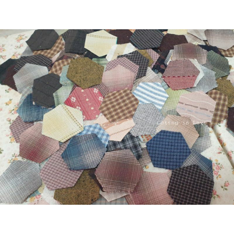 ผ้าทอตัดรูปหกเหลี่ยม Hexagon สำหรับต่อผ้า และกระดาษต่อผ้า 12มม.