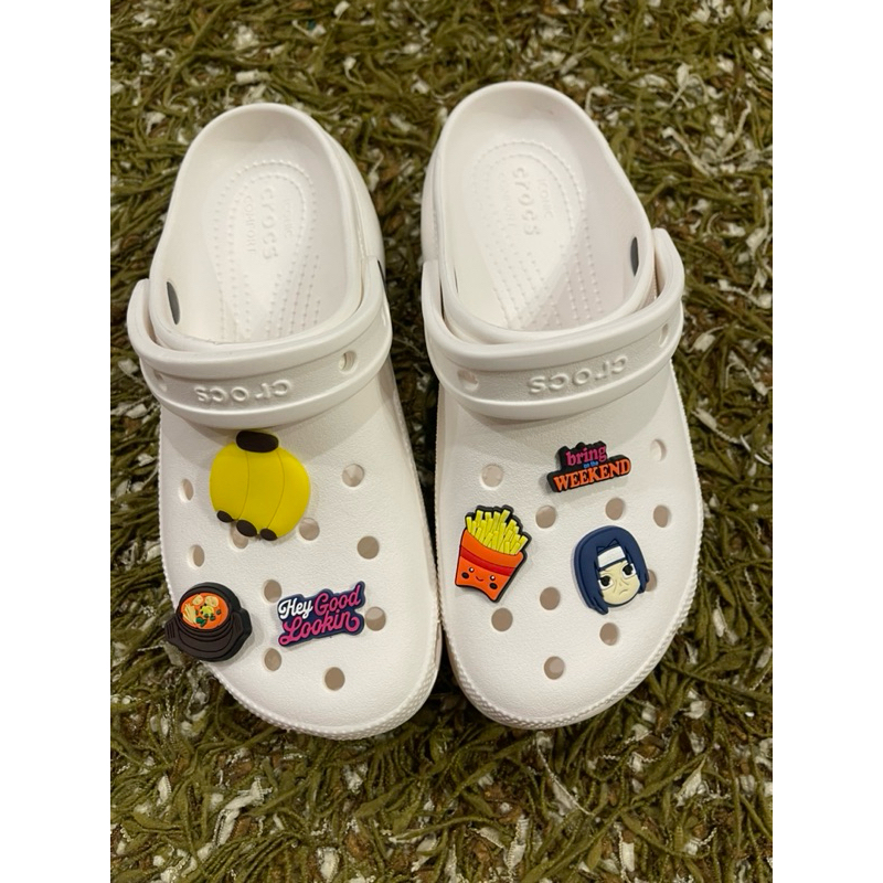รองเท้าลำลองcrocsสภาพดี