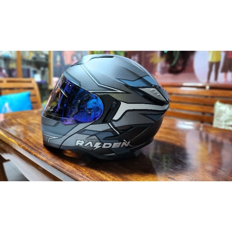 หมวกกันน๊อก Raiden defence