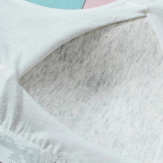 เสือชั้นในเด็ก เสื้อชั้นในเด็กโต มีฟองในตัว ไซส์ M รอบ-อก 24-30 นิ้ว , ไซส์ L รอบ-อก 26-32 นิ้ว