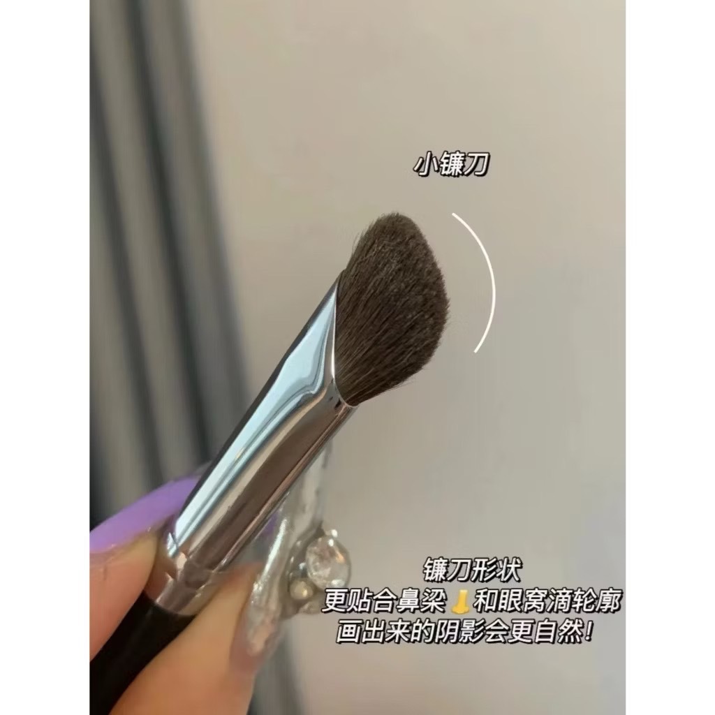E182 แปรงคอนทัวร์จมูก แบบเฉียง เฉดดิ้ง ไฮไลท์ ขนแปรงนุ่ม ใช้งานง่าย ไม่บาดผิว - 2