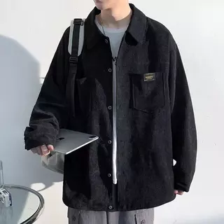 🔥HOT🔥เสื้อเชิ้ตผู้ชา เสื้อเชิ้ตแขนยาว ผ้าลูกฟูก ดีไซน์ปกเสื้อแบบพับ ทรงหลวม ย้อนยุค รุ่นผ้าไม่หนา น้ำหนักเบา ใส่ได้หญิงช
