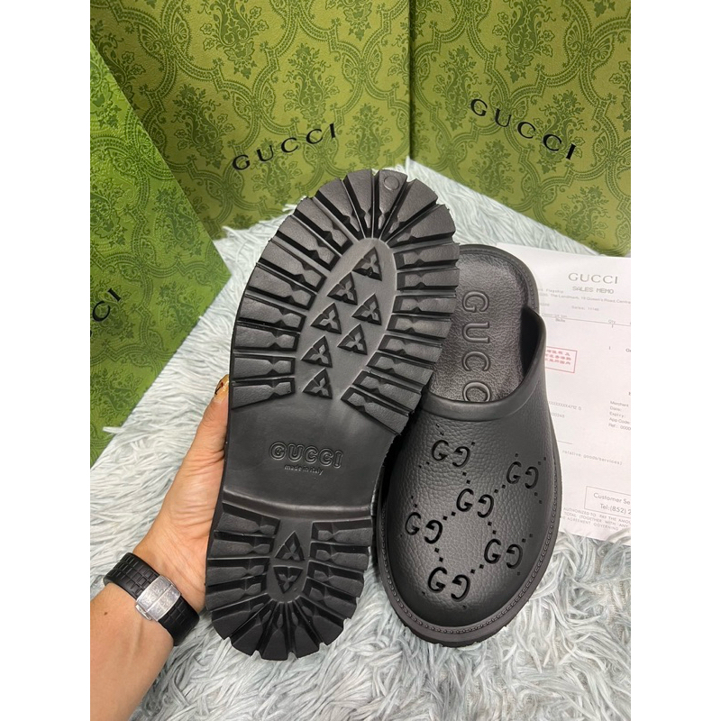รองเท้าแตะ แบบส้นแบน งานสวย เบาใส่สบาย พร้อมส่ง (size35-41)แถมกล่อง