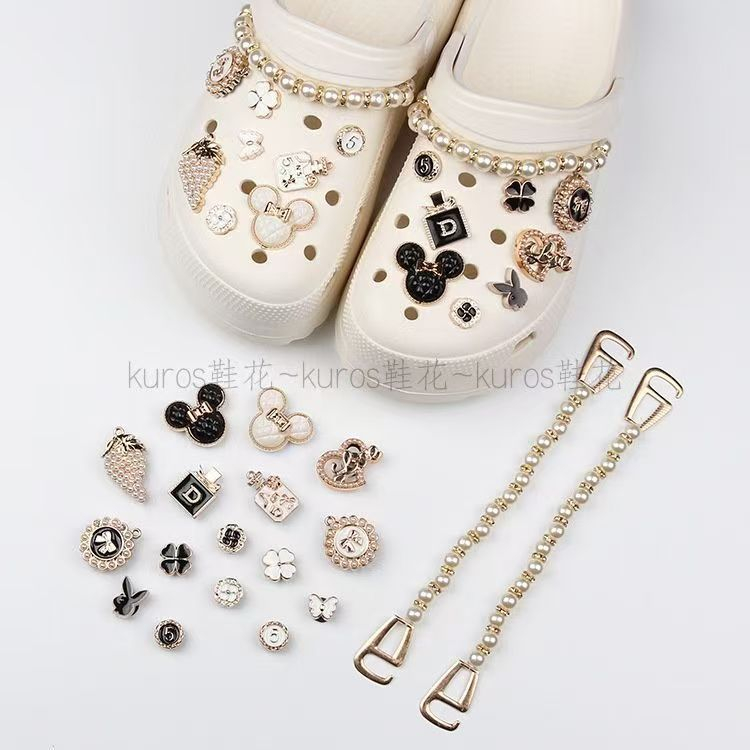 croc อุปกรณ์เสริม จี้รูปมิกกี้ เมาส์ แบบสายโซ่คู่ สําหรับ DIY จํานวน 18 ชิ้น#Black และซีรีส์สีขาว