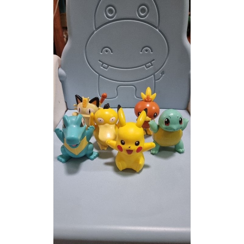 Happy Meal pokemon งานเก่ามีตำหนิบ้างตามเวลาครับ