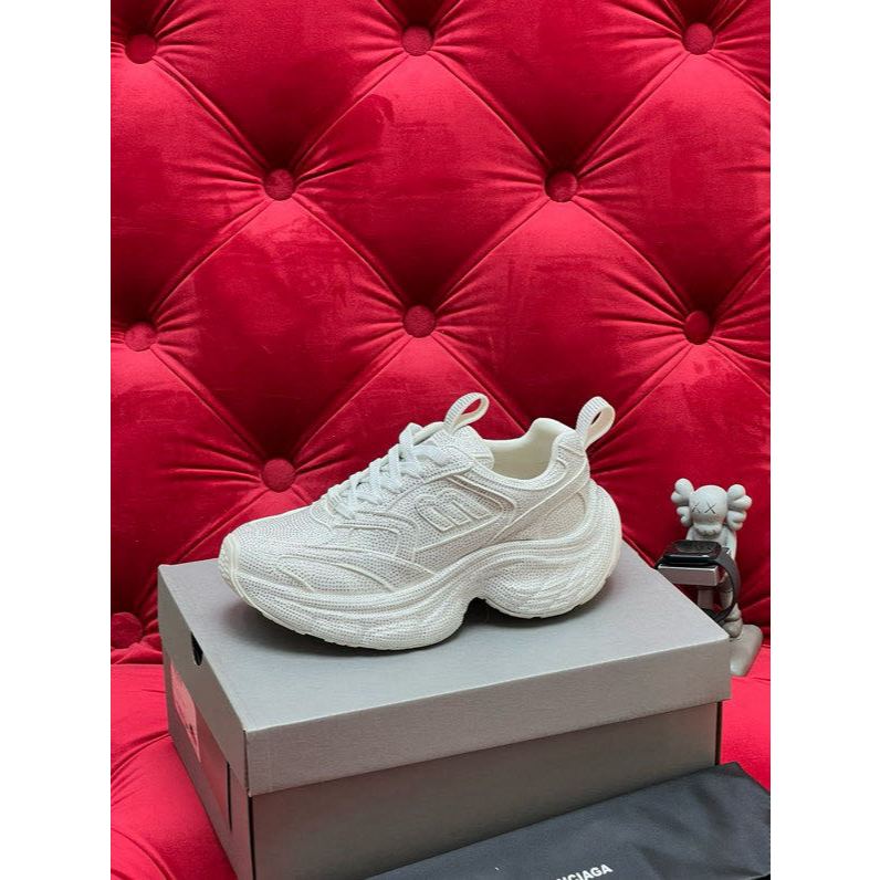 (Exclusive live action) Balenciaga Balenciaga dad shoes 3xl lace up low cut dad shoes diamond shoes