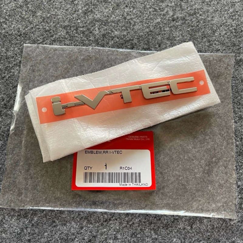 แท้ศูนย์ % โลโก้ i-VTEC Jazz GK 2014-2019 สีโครเมี่ยม ขนาด 12.6x1.6cm (AOR-75725-T5L-T00)
