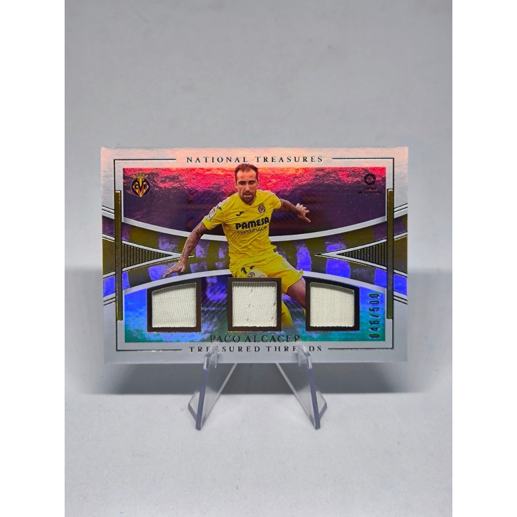 การ์ดชิ้นส่วนเสื้อ Panini Chronicles Paco Alcácer 46/500 National Treasures Soccer Patch 2020-21