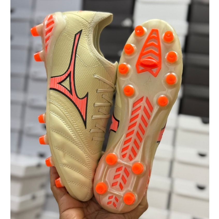 รองเท้าฟุตบอล สตั๊ด รองเท้า Mizuno รุ่น MORELIA NEO III ถ่ายจากสินค้าจริง(แถมดันทรง+ถุงผ้า+กล่อง)ใส่ไม่ได้เปลี่ยนได้