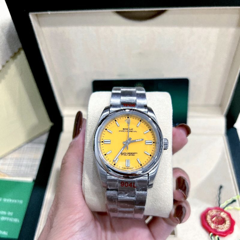 นาฬิกาผู้ชายรุ่นOP ขนาดหน้าปัด 40mm &36mmระบบAutomatic.