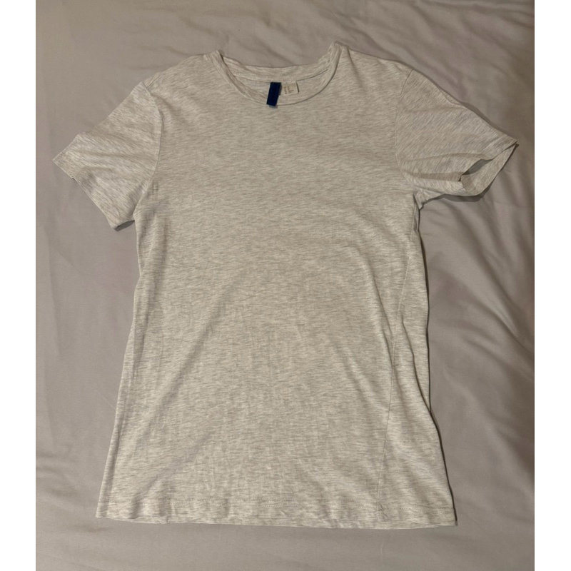 เสื้อยืด H&M men T-shirt