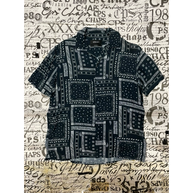 CPS CHAPS GRAPHIC HANDKERCHIEF BLUE PRINT HAWAII SHIRT SIZE S สภาพใหม่ของแท้ 100% เสื้อเชิ้ตฮาวายผู้