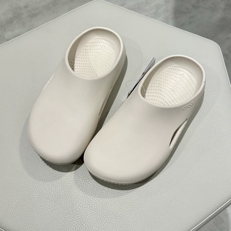 [พรีออเดอร์2-3อาทิตย์] crocs mellow clog