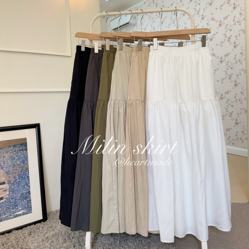 (D19) HEARTMADE——-Milin skirt (สินค้าพรัอมส่ง)กระโปรงเอวสม๊อคกระเป๋าข้างต่อรำบายพรัอมซับในยาว