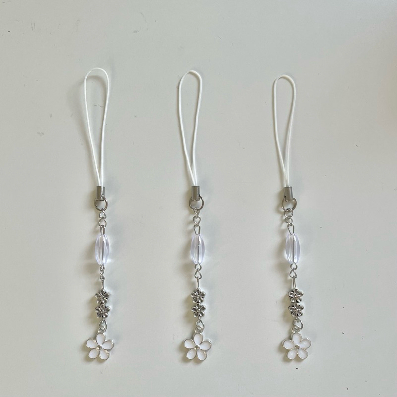 ( พร้อมส่ง ) Sawako phone charm🌸🤍 | พวงกุญแจลูกปัด keychain ที่ห้อยโทรศัพท์ พวงกุญแจ Kimi ni Todoke