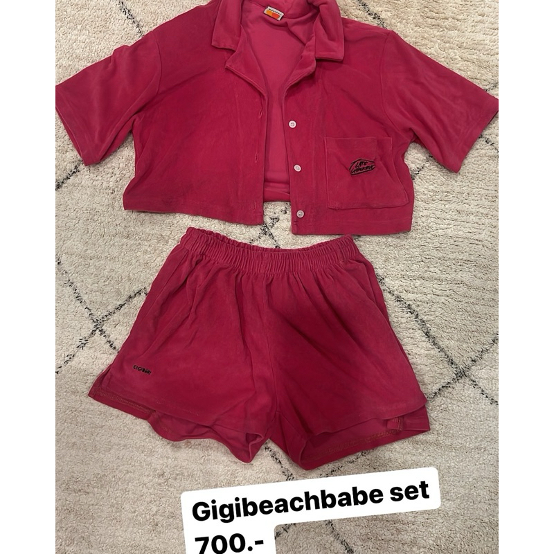 Gigi beach set in pink