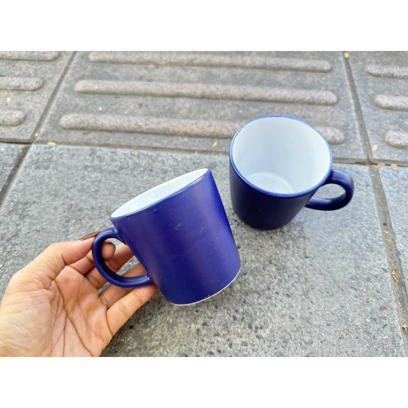 แก้วกาแฟทูโทนน้ำเงินขาว