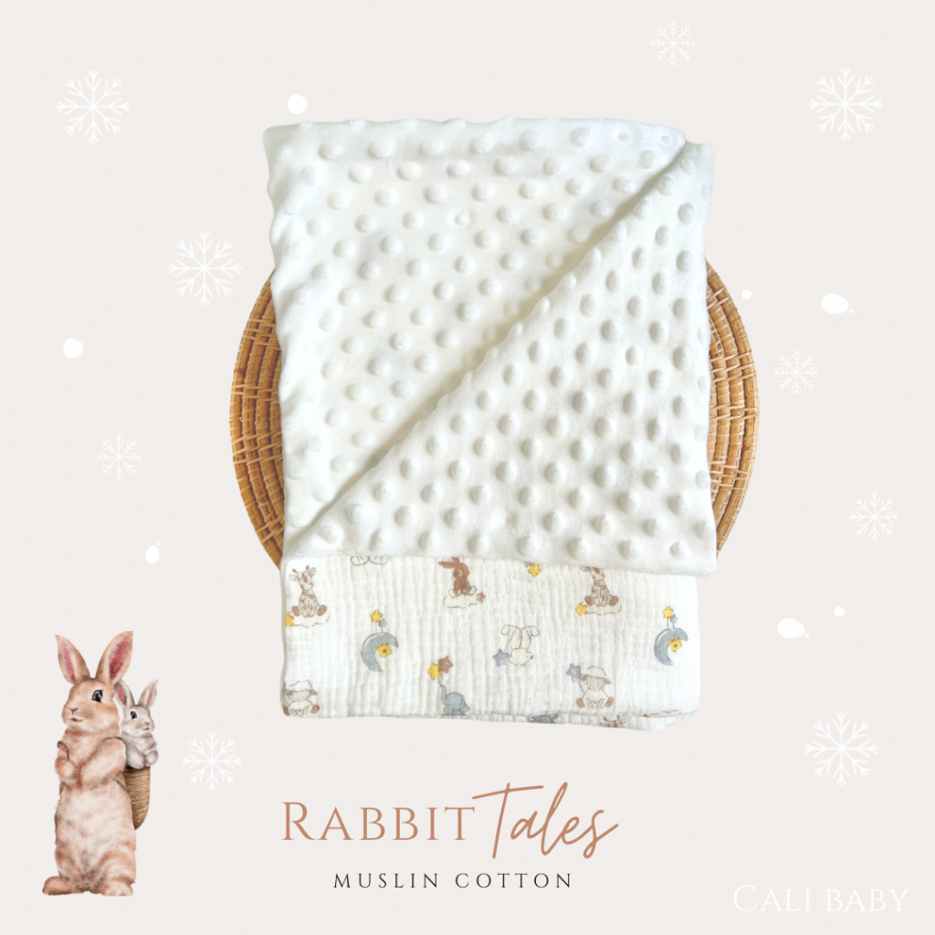 Cali ผ้าห่มกันสะดุ้ง ดอทมิ้ง ผ้ามัสลินทอ*Rabbit tale🐇 *ขนาด 70*100 cm *ป้าย Cali Baby