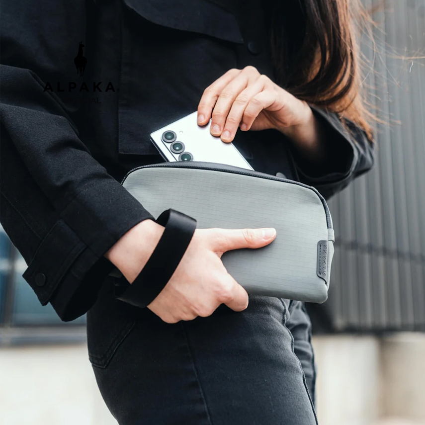 กระเป๋า Alpaka - Flight Pouch Axoflux