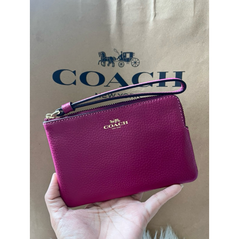 Coach cp483 กระเป๋าคล้องมือ หนังแท้ทั้งใบ ไซส์Sซิปเดียว สีBright violet