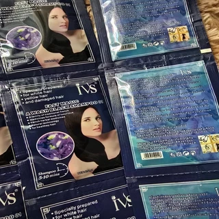 ivsแชมพูสมุนไพรแบบซอง สูตรอันชัญ สีดำ 50ซอง ใช้ง่ายไม่ฉุนไม่แสบหนังหัว