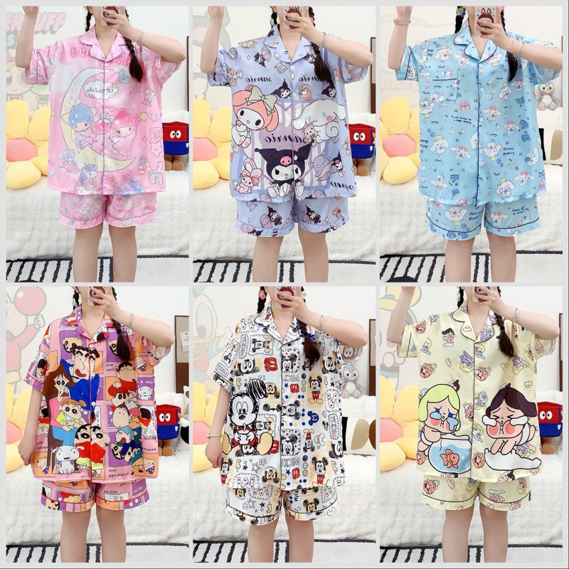 p999 🔥ชุดนอน ผ้าไหมอิตาลี่ 🔥 ชุดนอนสุดน่ารัก ลายการ์ตูน ลายเจ้าหญิง มีหลายสีให้เลือก แขนสั้น ขาสั้น ผ้าบางเบาใส่สบาย