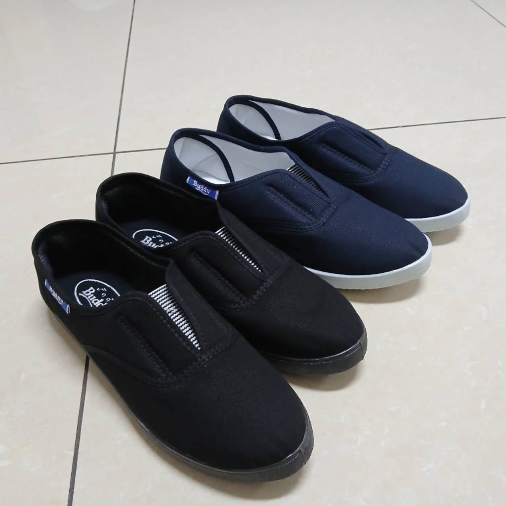 Buddy รองเท้าผ้าใบชาย-หญิง  รุ่น B-101  (รุ่นไม่มีรูระบายข้าง)
