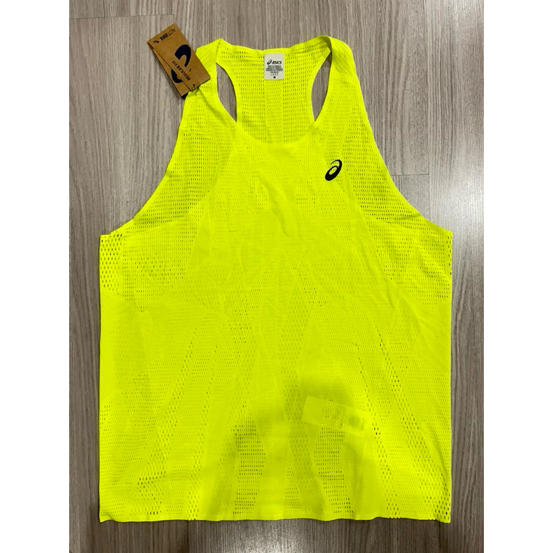 Asics เสื้อวิ่งผู้ชาย Men's Running Metarun Singlet Tank Top Size L 42“ สีเขียวนีออน ( Safety Yellow