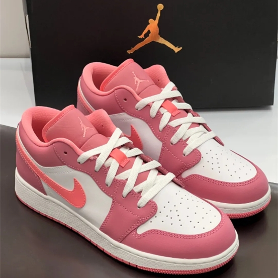 Jordan Air Jordan 1 LOW pink ของแท้ 100%