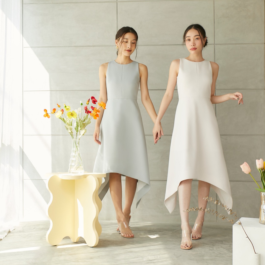 CONT | Dahlia Dress เดรสยาว ตัดต่อเอว ชายระบายไล่ระดับ