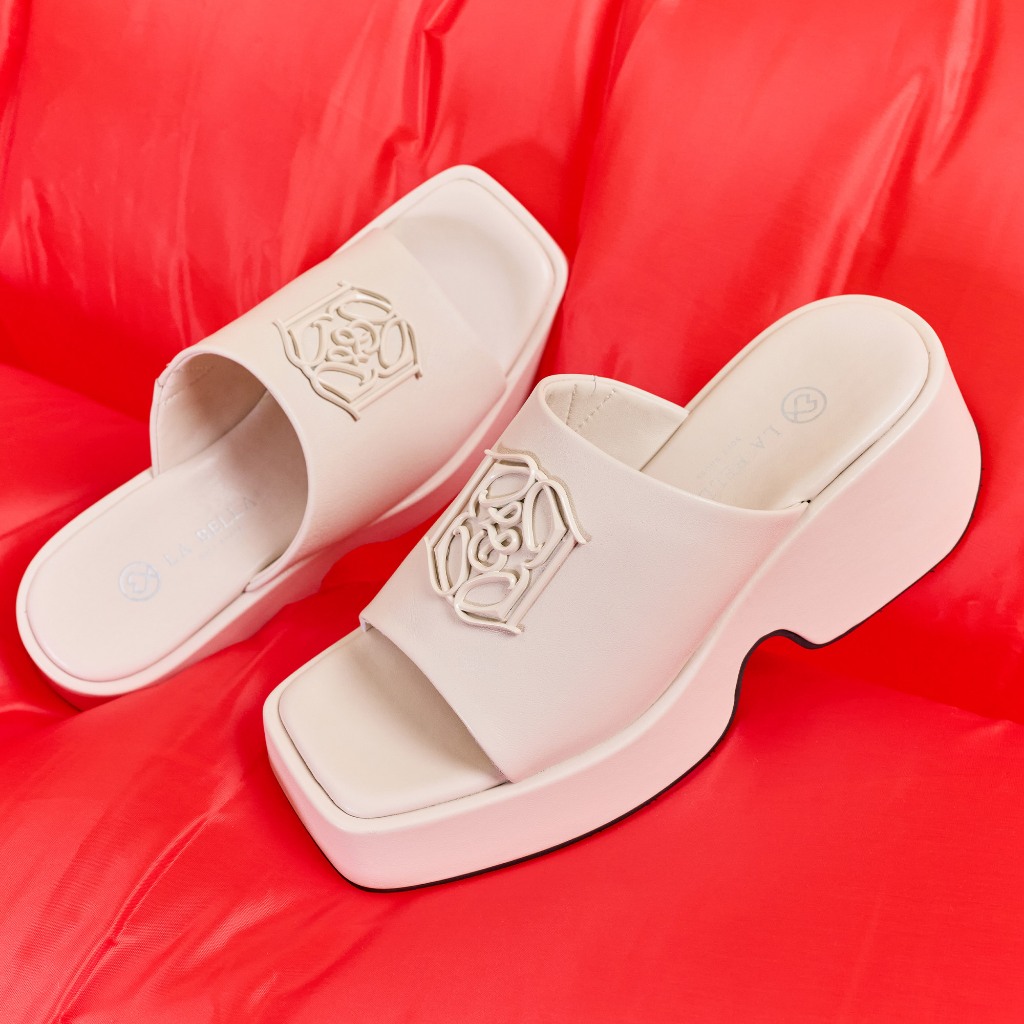 LA BELLA รุ่น ELEGANTE PLATFORM SANDALS - PEARL