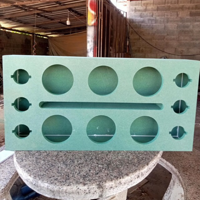 ตู้ลำโพงเสียงกลาง 6.5นิ้ว6ดอก แหลม4นิ้ว6ดอก(ไม้เขียว ไม้HMR12 mm)