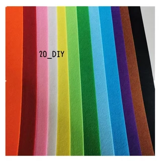 ผ้าสักหลาด แบบแข็ง 1มิล หลายสี หลายขนาด สำหรับงานประดิษฐ์ ทำสื่อการสอน งานdiy