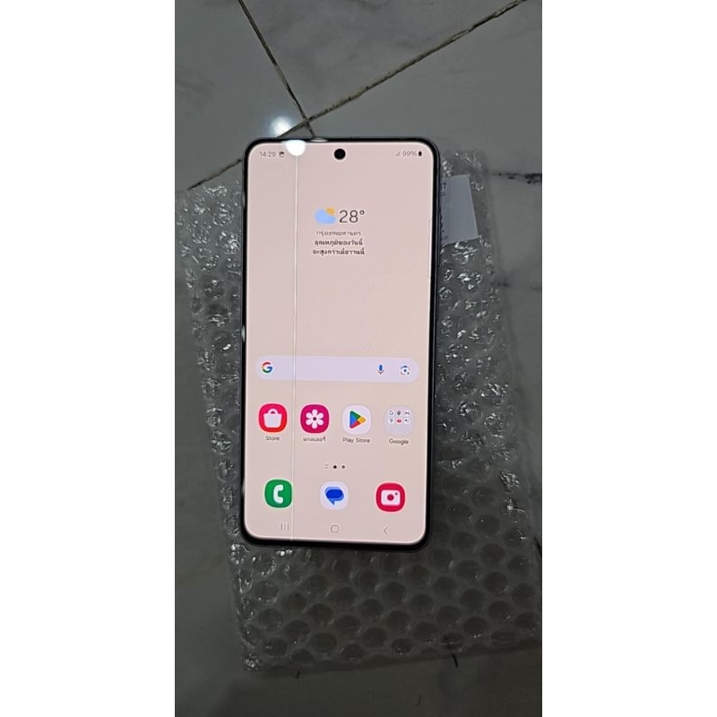 S21 FE 5G มือสอง มีตำหนิ เส้นหน้าจอ ใช้งานปกติ มีเฉพาะตัวเครื่องนะครับ