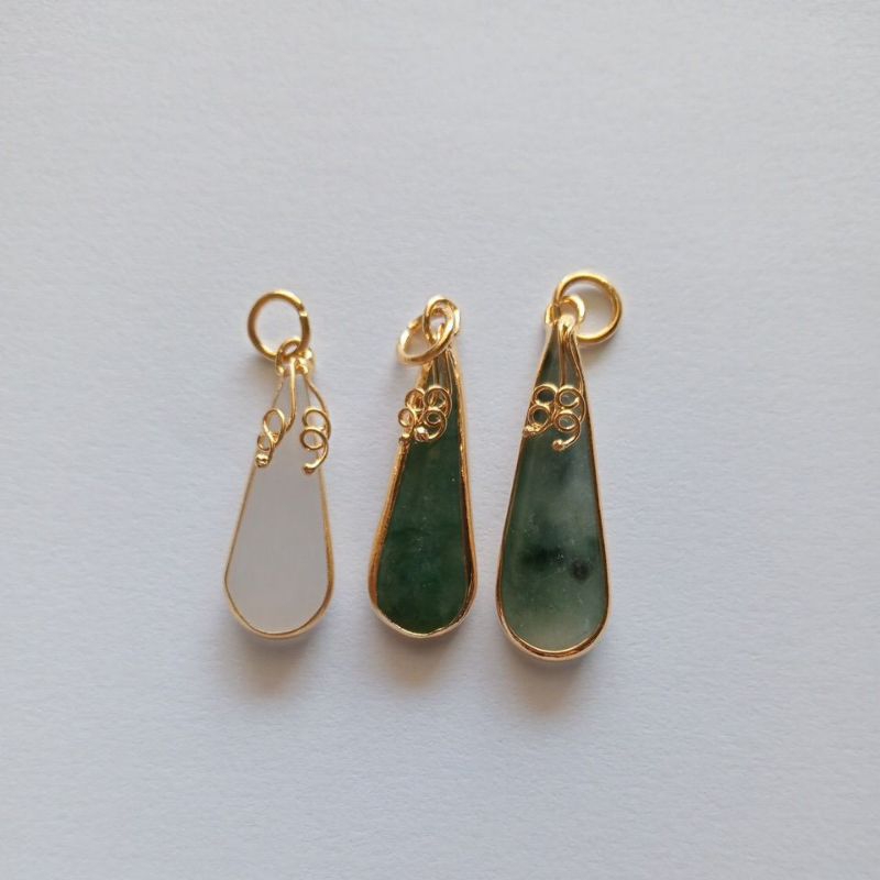 จี้หยกพม่า100,%(jadeite)