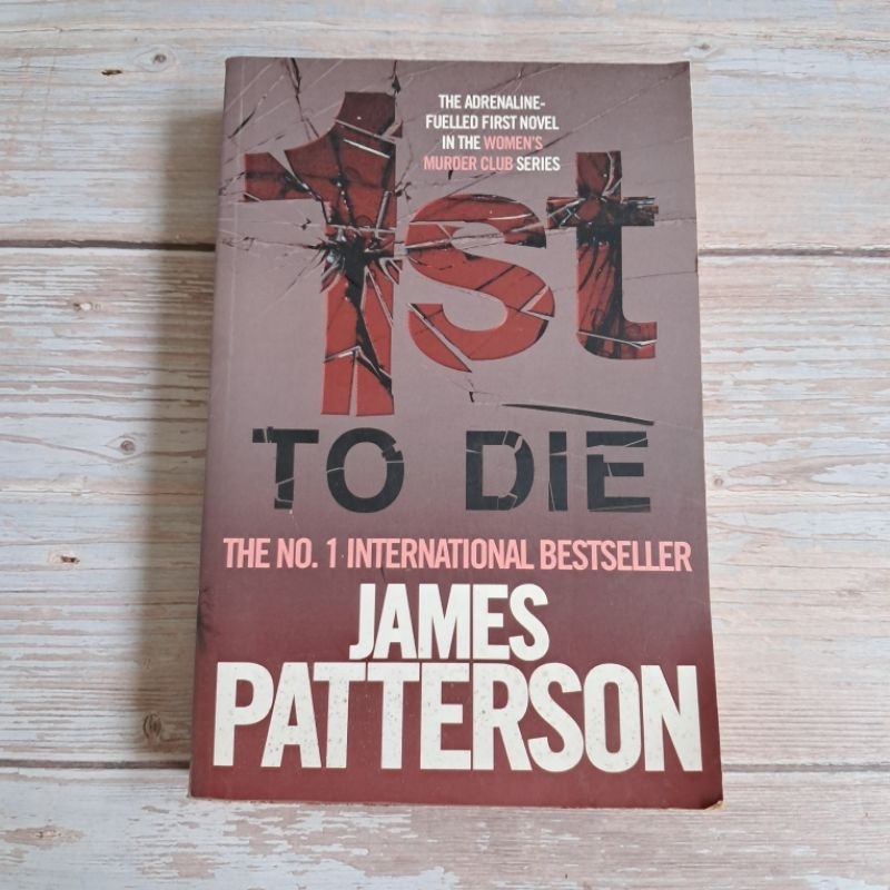 #มือสอง นิยายผู้ใหญ่ 1st to Die. By James Patterson.