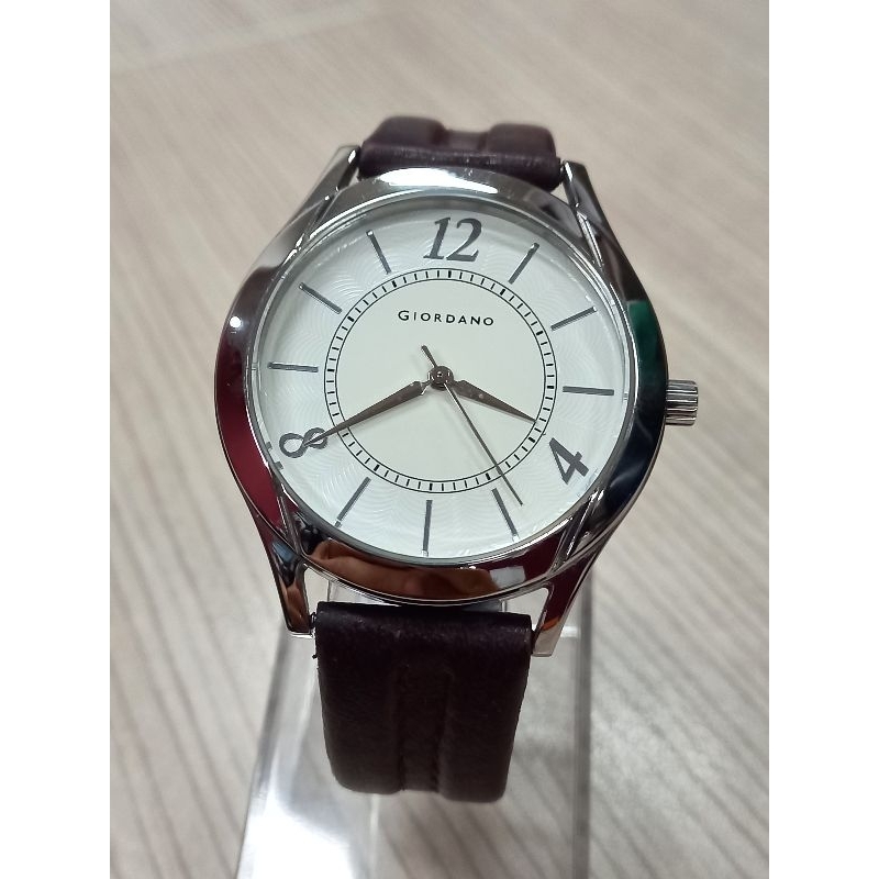 นาฬิกามือสอง Giordano เดินพร้อมใช้งาน