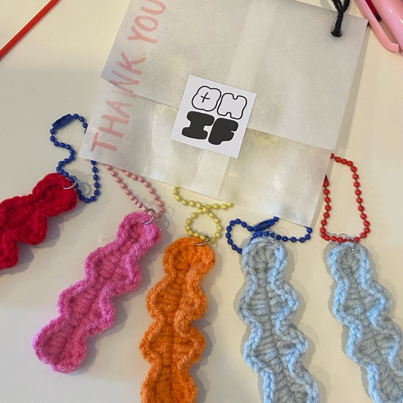 ✨tiny 2d objects keychain🤏🏻 พวงกุญแจโครเชต์ 2 มิตินุ่มนิ่ม💫