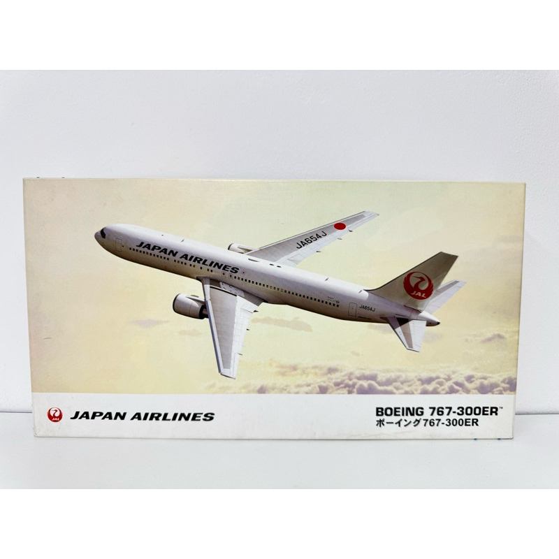 เครื่องบินโดยสาร BOEING 767-300ER ประกอบเองทำสีเอง สเกล 1:200 ยี่ห้อ Hasegawa