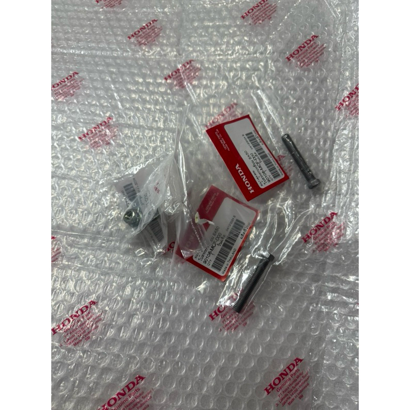 น็อตตัวตั้งโซ่cbr650f/cbr650rปี13-24