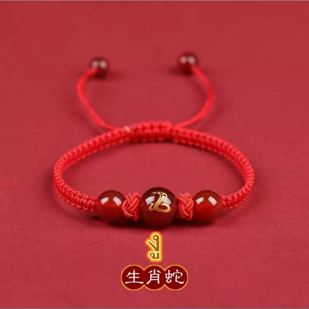 【พร้อมส่ง-ราคาดี】สร้อยข้อมือปีงูจีน 2025 เชือกแดงนำโชค เทศกาลตรุษจีนปีงู สร้อยข้อมือนำโชค 12 นักษัตรจีน ส่งจากไทย